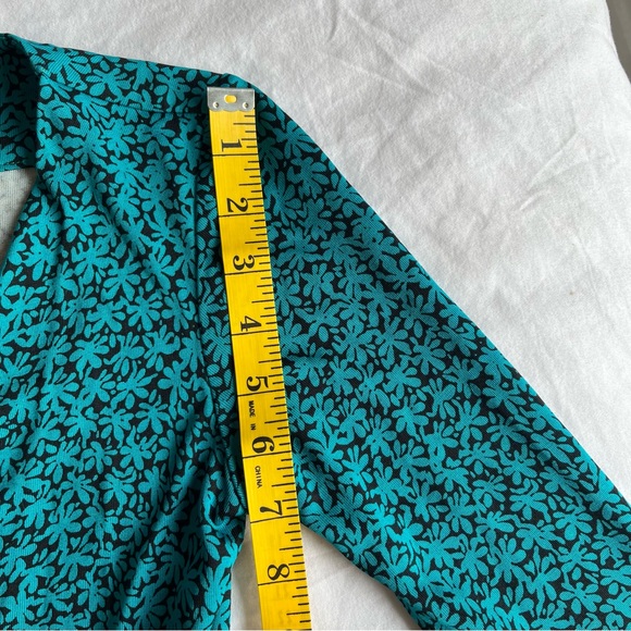 DVF Blue Floral Silk Wrap Dress Size 0 - Picture 11 of 13